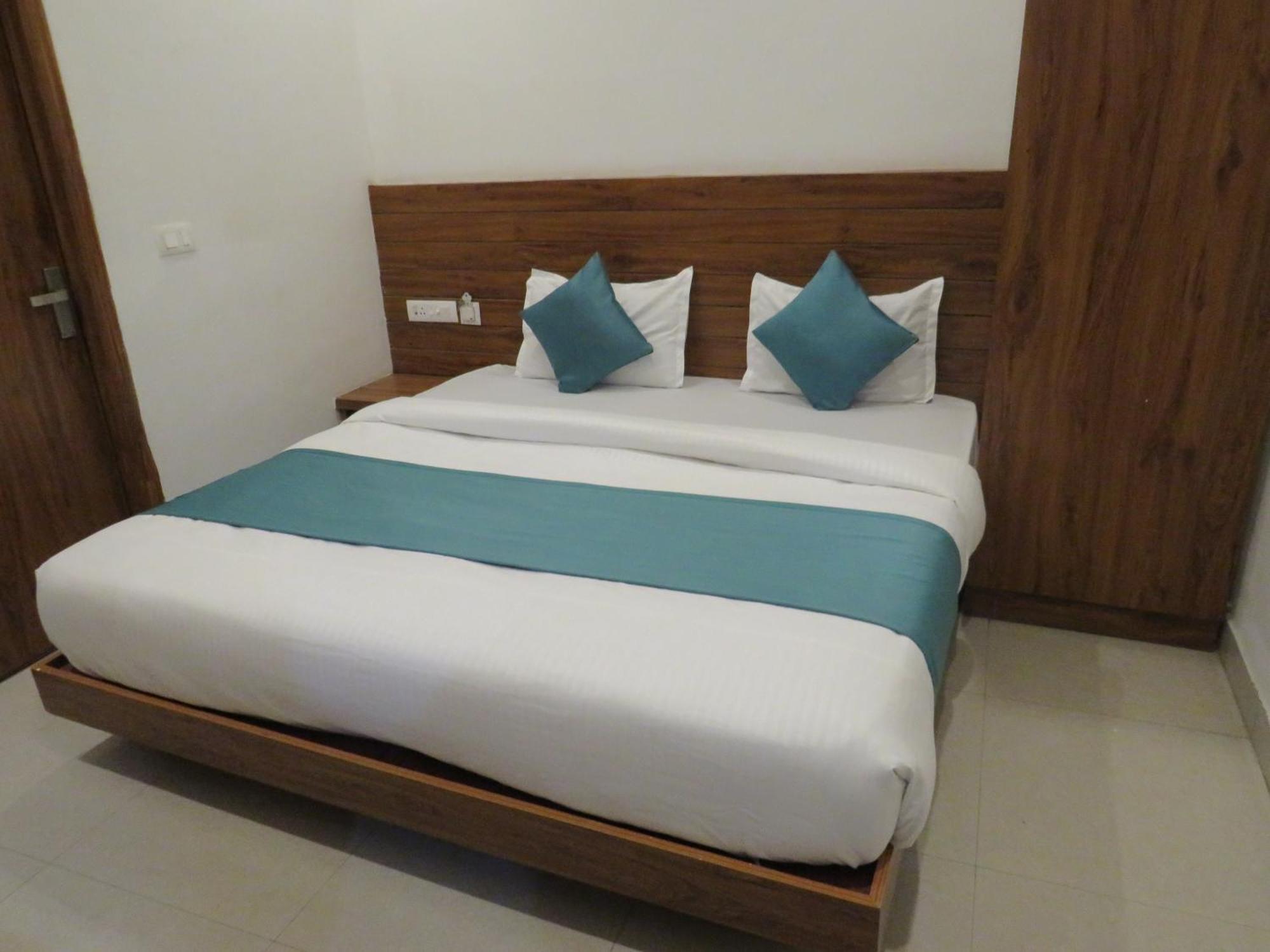 Hotel Namami Tapovan Rishikesh Luaran gambar