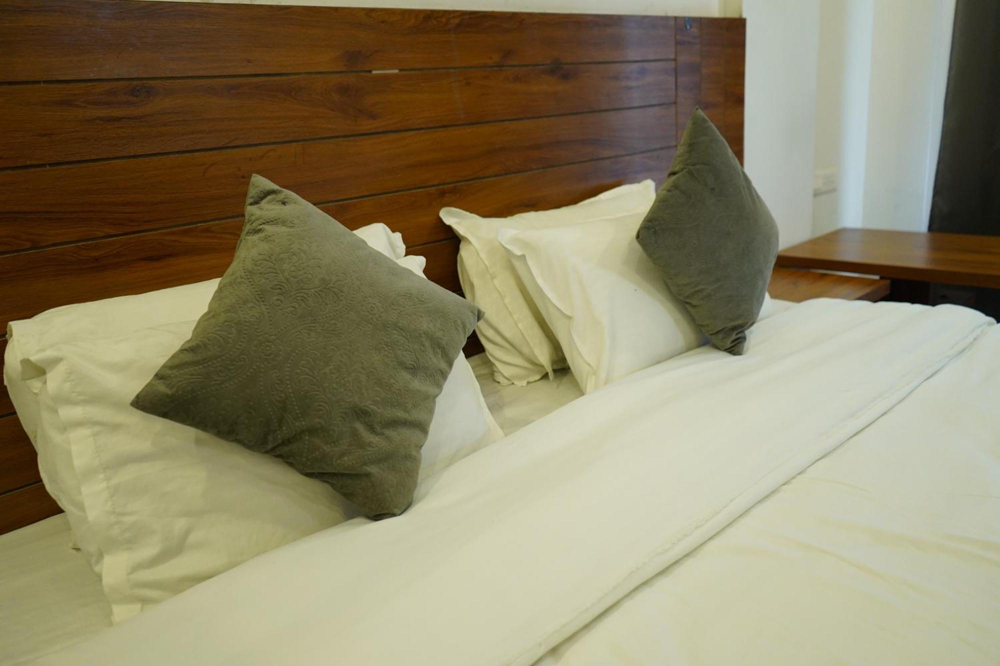 Hotel Namami Tapovan Rishikesh Luaran gambar