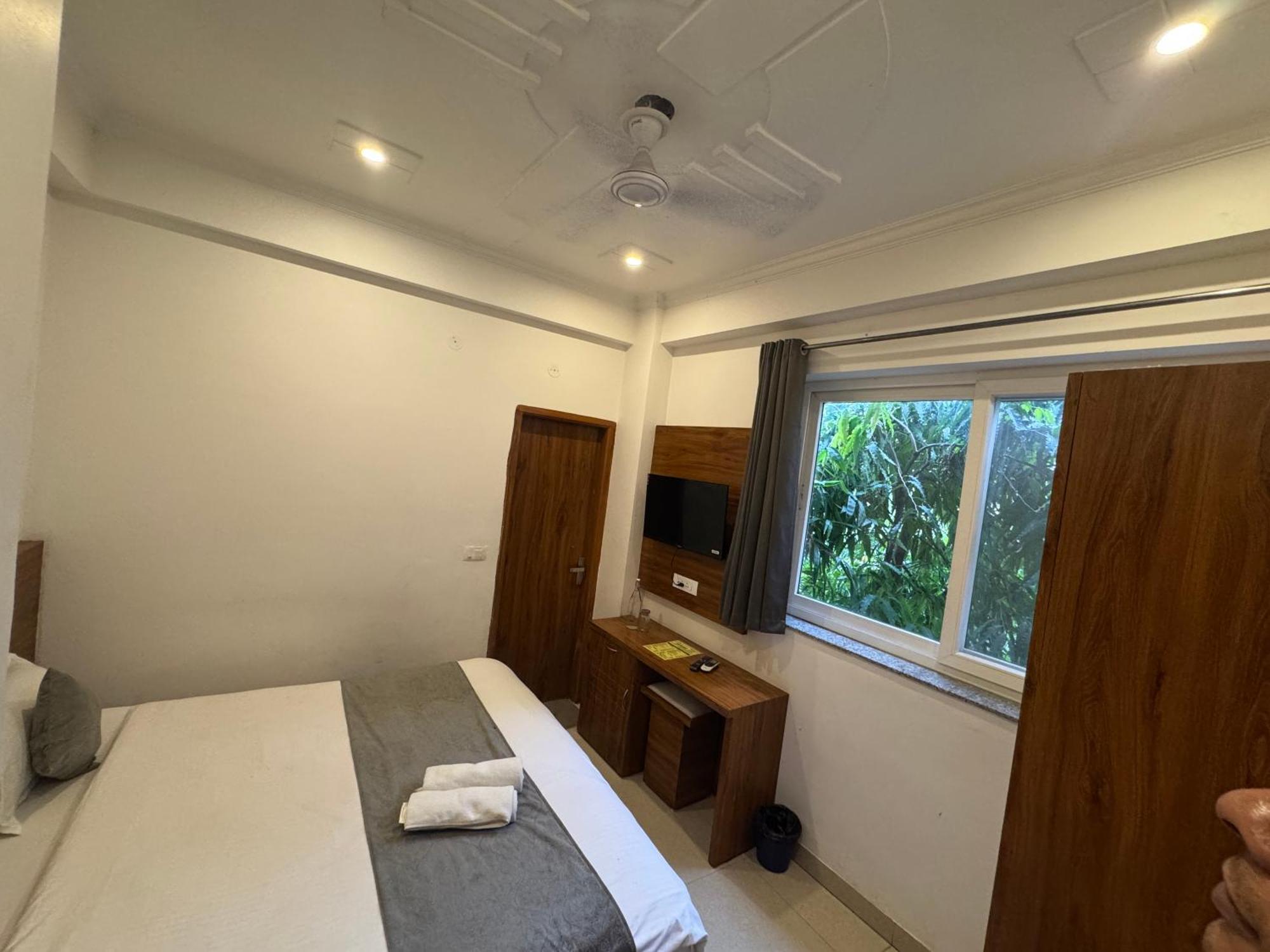 Hotel Namami Tapovan Rishikesh Luaran gambar